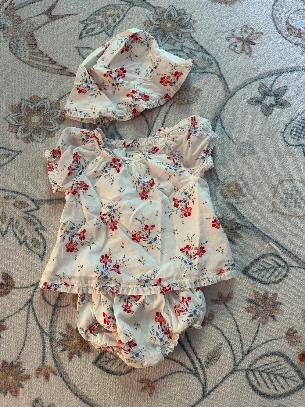 GAP x DOEN | Baby Floral Sun Hat and Dress Set - Red Floral Print